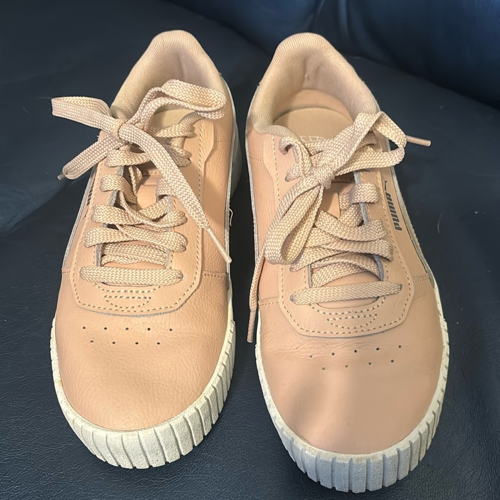 Puma Carina 2.0 Sneaker - Light Pink Size 7